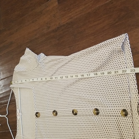 Candies Square Neck Short Sleeve Pull Over Top - Picture 7 of 8